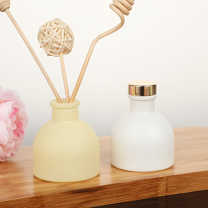 1pc 50ml 빈 핑크/화이트/옐로우/블랙 아로마 디 - Home Fragrance Set Gift 리뷰 및 가격